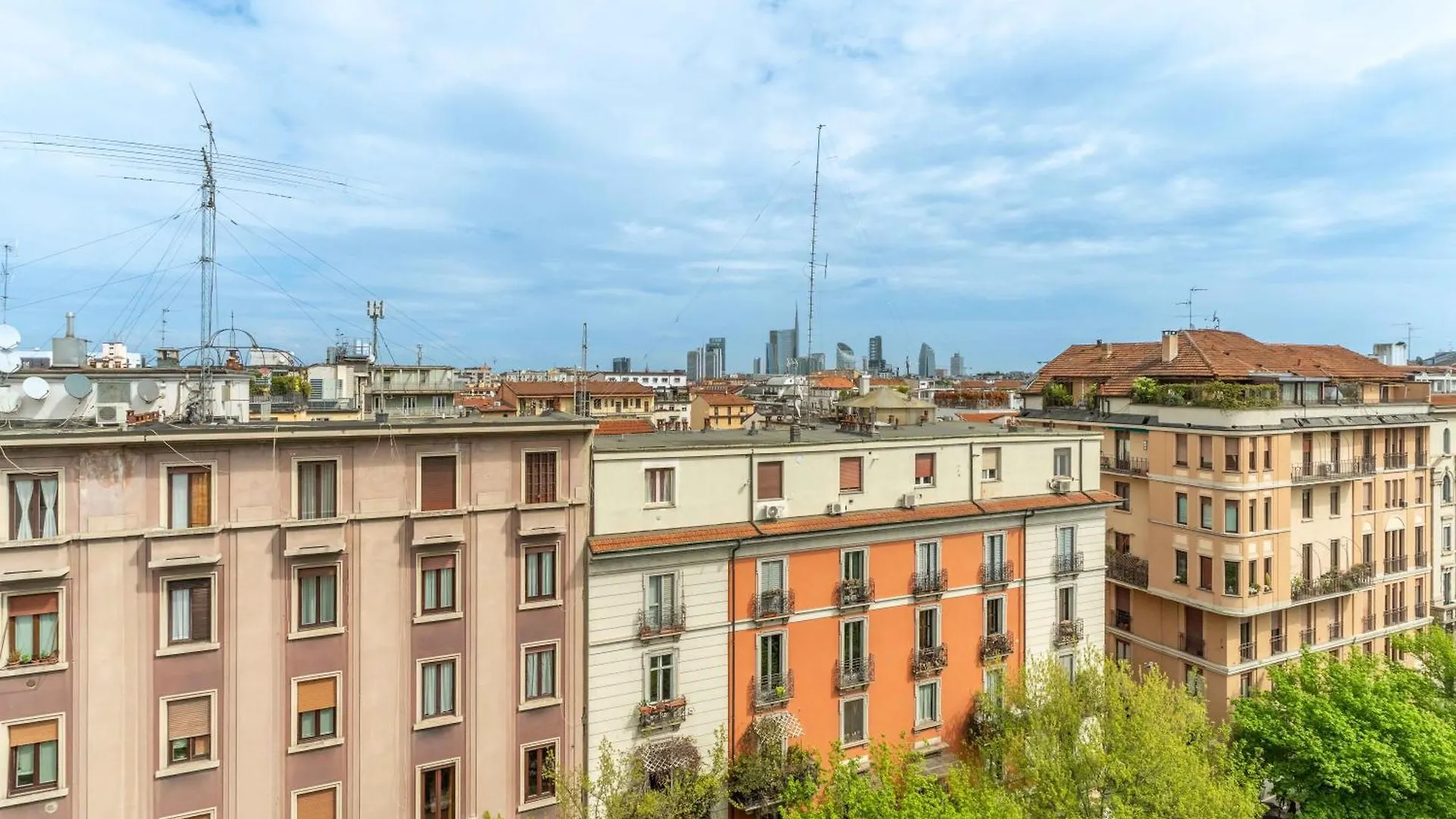Апартаменты Dreaming Milano With Parking L15